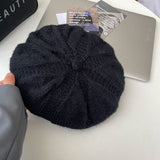 Béret tricoté à la main