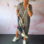 Robe à manches courtes à col en V en imprimé léopard
