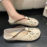 Chaussures à trous à fond plat