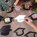 Ensemble de cartes à bonbons en forme de mortier de graduation