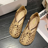 Chaussures à trous à fond plat