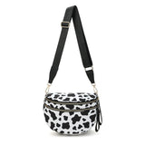 Large capacity lightweight messenger bag
