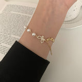 Bracelet de luxe en perles de rose rouge