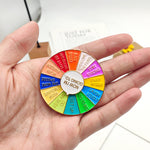 Broche en forme de roue tournante