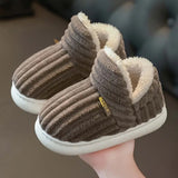 Chaussons chauds en peluche