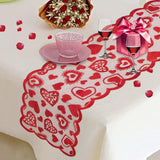Chemin de table sur le thème de la Saint-Valentin
