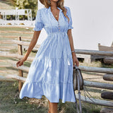 Robe à col en V et imprimé à rayures