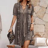 Robe vintage col V à imprimé géométrique