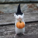 Décoration en feutre pour souris à fleurs