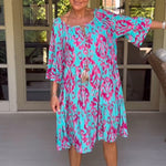 Robe à manches amples avec imprimé