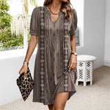 Robe vintage col V à imprimé géométrique