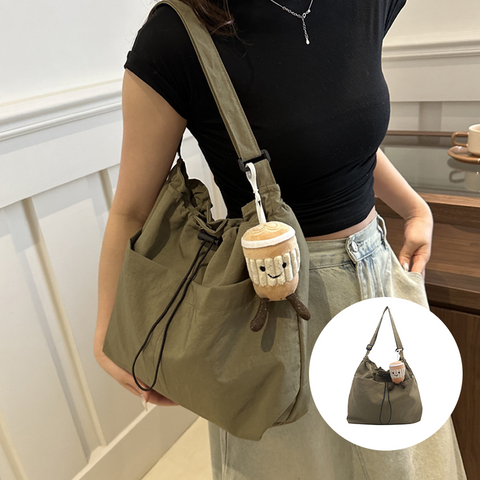 Sac à dos en nylon avec cordon de serrage