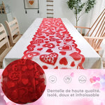 Chemin de table sur le thème de la Saint-Valentin