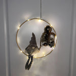 Plaques de porte décorées par un gnome de Noël DIY