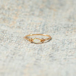 L'amour le plus pur Bague/Collier en opale ovale assortie