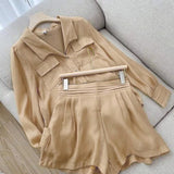 T-shirt et short boutonnés oversize deux pièces pour femme