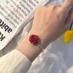 Bracelet de luxe en perles de rose rouge