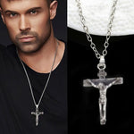Collier crucifix en acier titane
