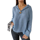 Sweatshirt à capuche avec col en V et bouton unique