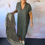 Robe à manches courtes à col en V en imprimé léopard