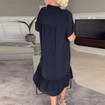 Robe plissée ample à col en V