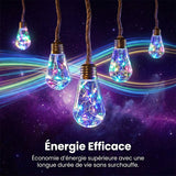 Guirlande lumineuse avec ampoules suspendues à des cordes de jute