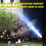 Lampe de poche de monstre à trois yeux