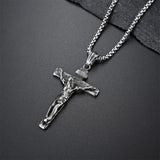 Collier crucifix en acier titane