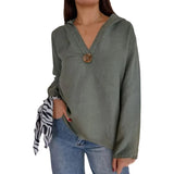 Sweatshirt à capuche avec col en V et bouton unique