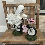 Mignon ornement de bicyclette fantôme