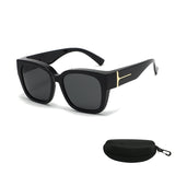 Lunettes de Soleil Carrées Polarisées avec Design Enveloppant