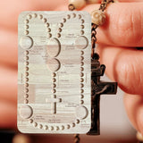 Chapelet en bois coloré