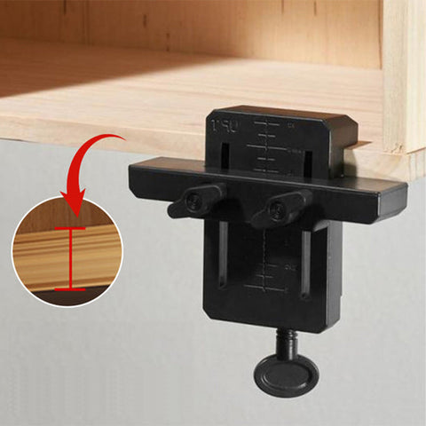 Positionneur pour l'installation de portes d'armoires