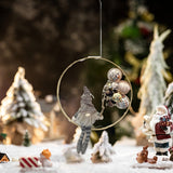 Plaques de porte décorées par un gnome de Noël DIY