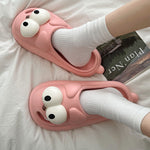 Chaussons pour chiens avec grands yeux