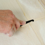 Outils spéciaux pour nettoyer les joints de briques