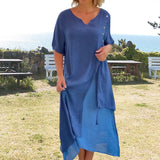 Robe asymétrique à manches courtes et col en V