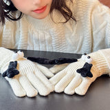 Gants magnétiques pour le maintien des mains