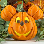 Décoration d'Halloween avec citrouilles magiques