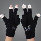 Gants tricotés en laine mignons