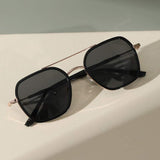 Lunettes de soleil carrées polarisées
