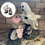 Mignon ornement de bicyclette fantôme