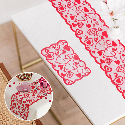 Chemin de table sur le thème de la Saint-Valentin