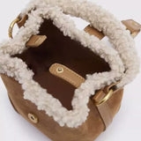 SAC À BANDOULIÈRE EN FOURRURE