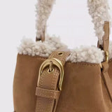 SAC À BANDOULIÈRE EN FOURRURE