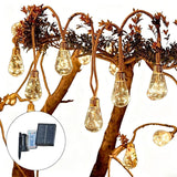 Guirlande lumineuse avec ampoules suspendues à des cordes de jute