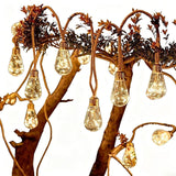 Guirlande lumineuse avec ampoules suspendues à des cordes de jute