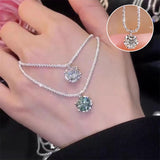 Collier classique avec pendentif à six griffes