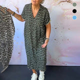 Robe à manches courtes à col en V en imprimé léopard