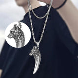 Collier tête de loup en acier au titane